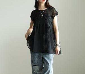 【夏の黒は重たくない】40代女性が素敵に見えるブラックコーデの作り方